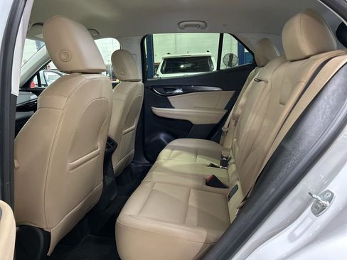Used 2024 Buick Envision Preferred image 34