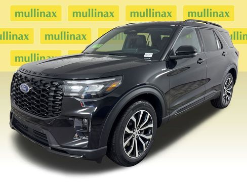New 2026 Ford Explorer ST-Line RWD image 15