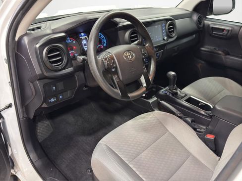 Used 2022 Toyota Tacoma SR image 17