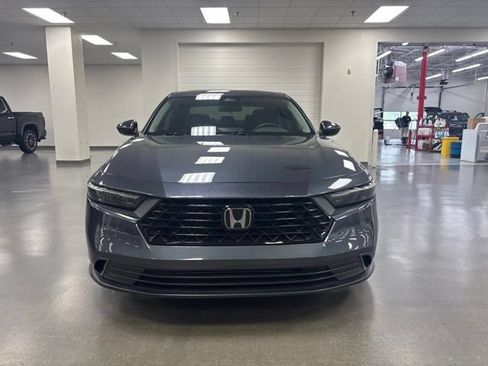 Used 2024 Honda Accord EX image 2