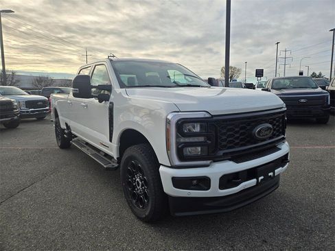 New 2025 Ford F350 Lariat w/ Lariat Ultimate Package image 3