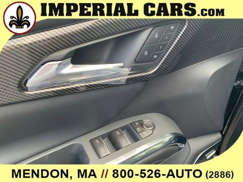 New 2026 Chevrolet Traverse High Country AWD/4WD image 14