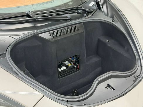 Used 2017 McLaren 570S RWD image 39