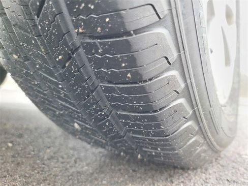 Certified 2022 Ford EcoSport SE w/ SE Convenience Package image 18