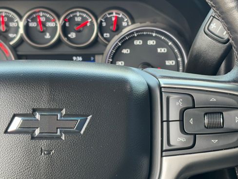 Used 2022 Chevrolet Silverado 1500 LT Trail Boss w/ Convenience Package II image 22