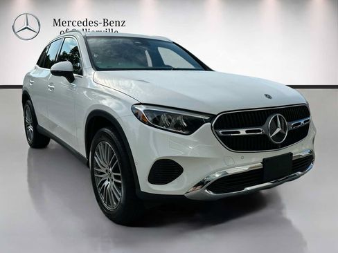 Used 2026 Mercedes-Benz GLC 300 4MATIC image 3