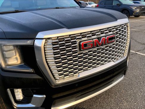 Used 2021 GMC Yukon Denali w/ Denali Ultimate Package image 29