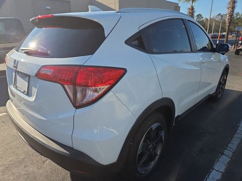 Used 2018 Honda HR-V EX-L image 6