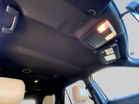 Used 2017 Ford Explorer Limited FWD image 13