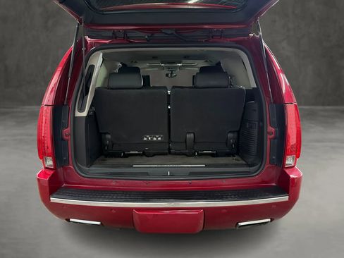 Used 2012 Cadillac Escalade Platinum image 12