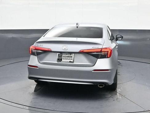 Used 2023 Honda Civic Sport image 8