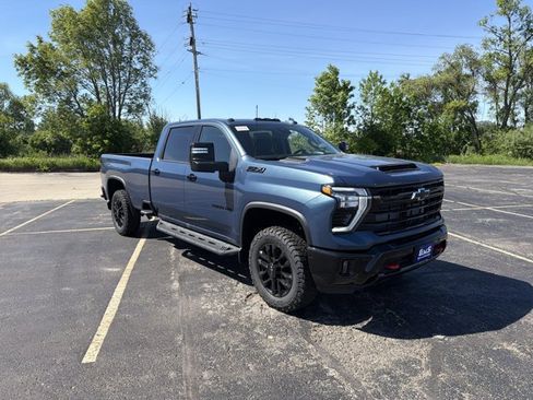 New 2026 Chevrolet Silverado 3500 LTZ w/ LTZ Plus Package AWD/4WD image 3