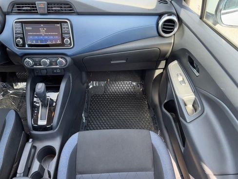 Certified 2025 Nissan Versa SV image 15
