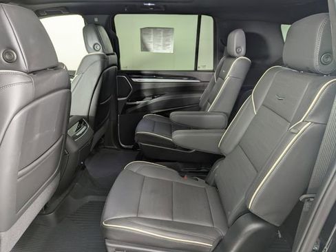 Used 2025 Cadillac Escalade ESV Sport w/ Touring Package AWD/4WD image 22