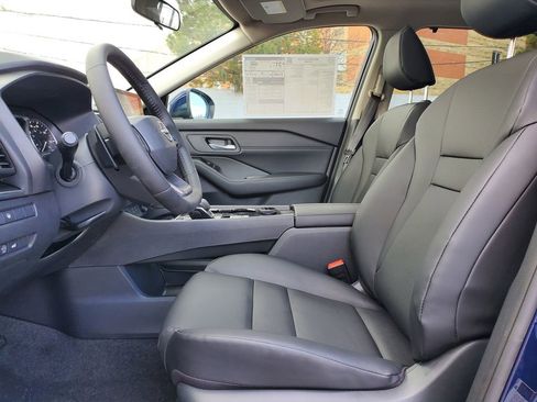 New 2026 Nissan Rogue SV image 18