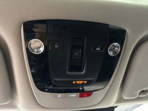 Used 2022 Kia Sorento EX w/ Panoramic Sunroof Package FWD image 30