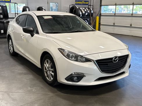 Used 2015 MAZDA MAZDA3 i Touring FWD image 3