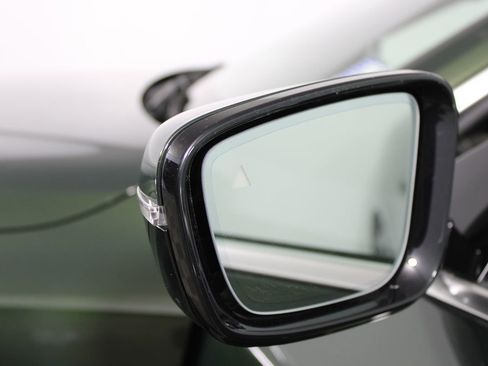 Used 2022 BMW i4 eDrive40 w/ Premium Package image 40