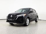 Used 2025 Nissan Kicks Play S image 3