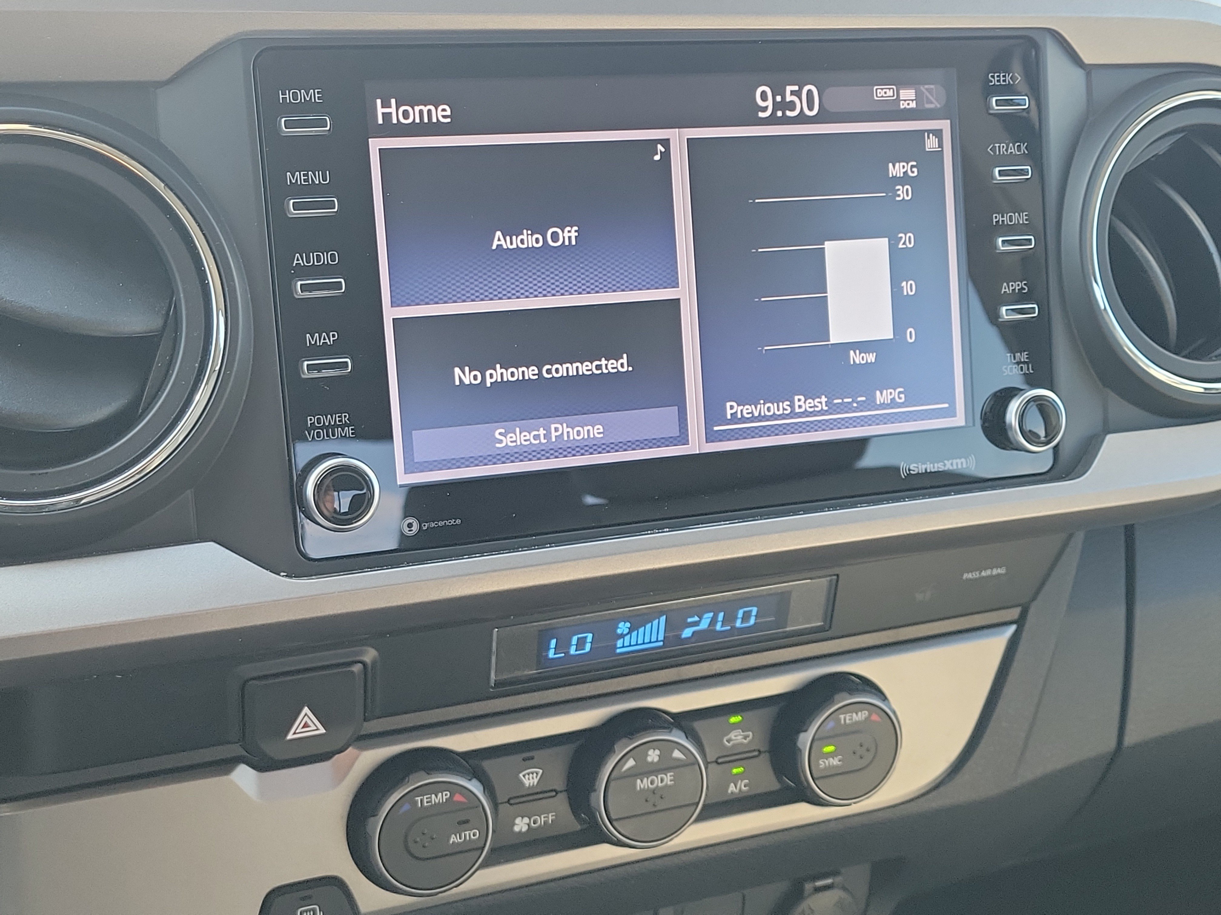 Used 2021 Toyota Tacoma SR5 RWD image 31