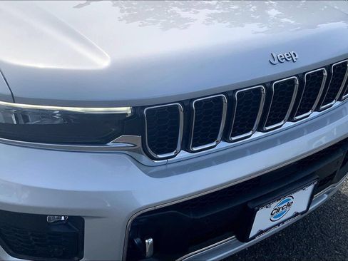Certified 2023 Jeep Grand Cherokee L Overland AWD/4WD image 26