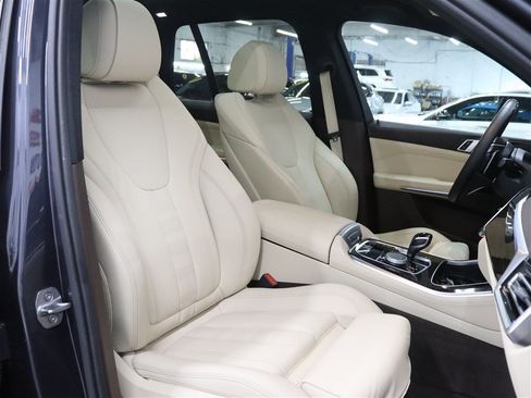 Used 2019 BMW X5 xDrive40i w/ Convenience Package AWD/4WD image 26