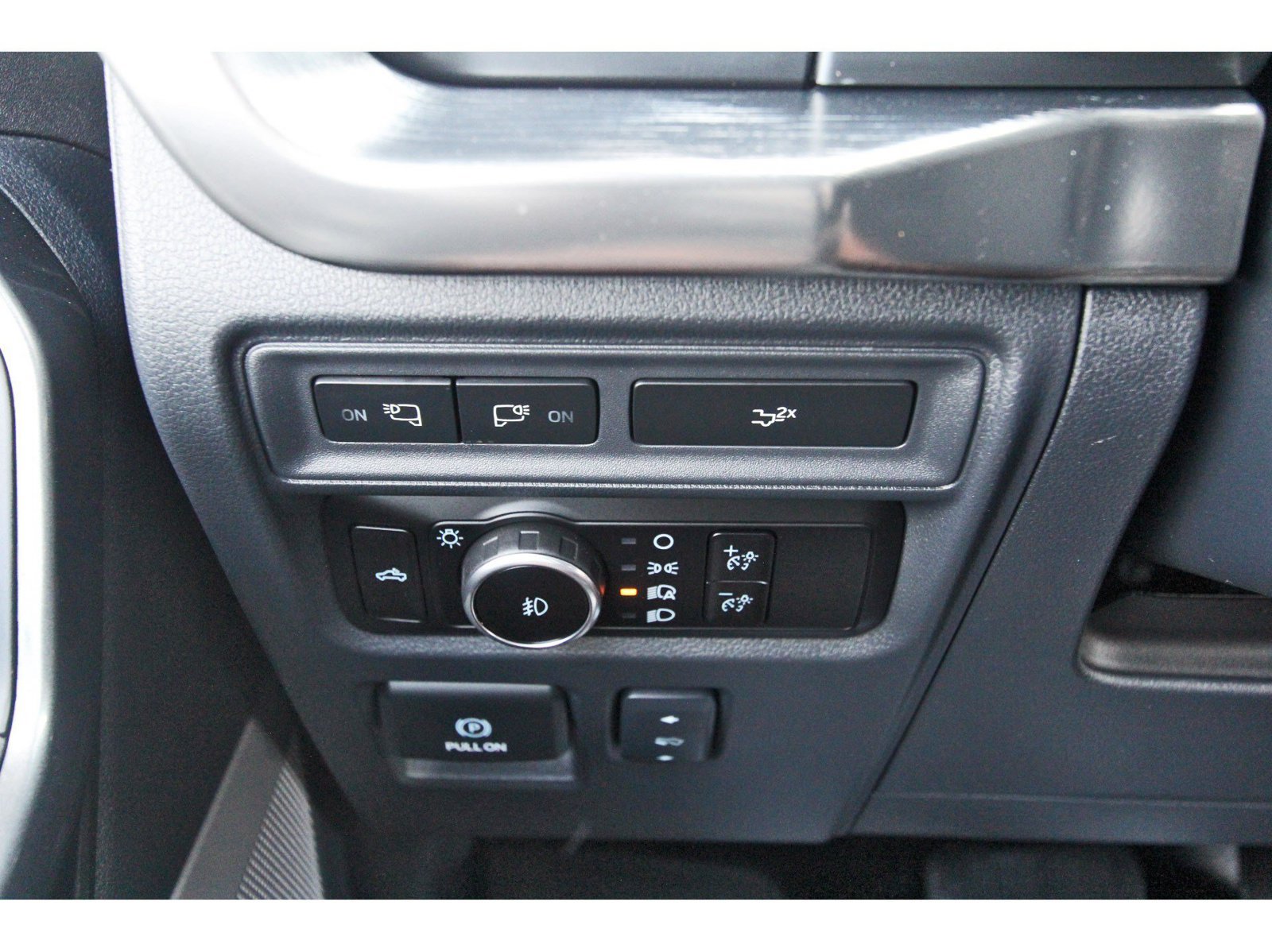 Used 2023 Ford F150 Lariat w/ Equipment Group 502A High AWD/4WD image 18