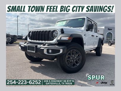 New 2026 Jeep Gladiator Sport