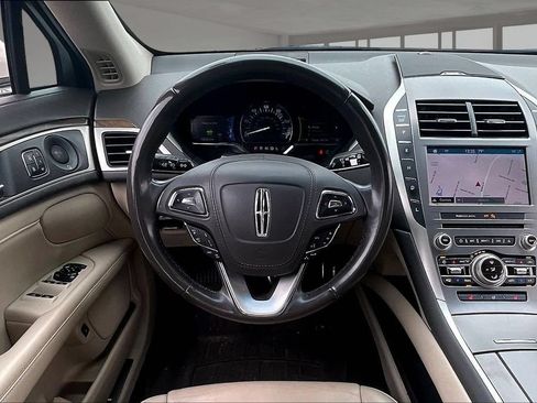 Used 2019 Lincoln MKZ Reserve w/ Reserve Plus Package FWD image 8