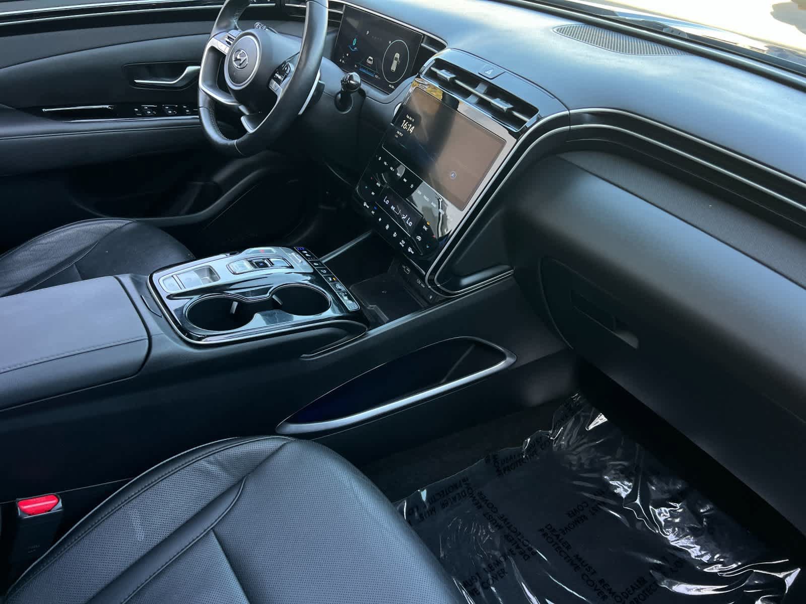 Certified 2023 Hyundai Tucson Limited AWD/4WD image 17
