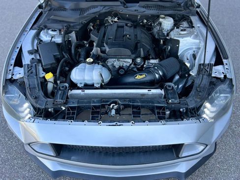 Used 2019 Ford Mustang Coupe image 19