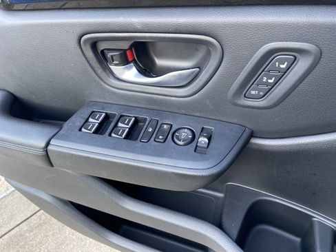 Used 2023 Honda Pilot Touring image 51