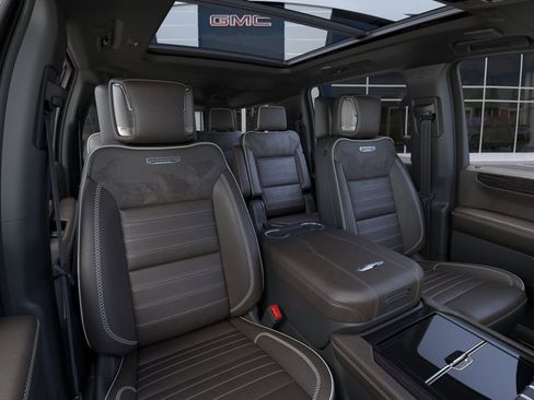 New 2026 GMC Yukon XL Denali Ultimate AWD/4WD image 16