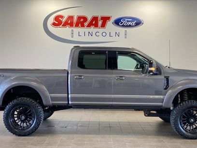 Used 2022 Ford F250 Lariat w/ Black Appearance Package