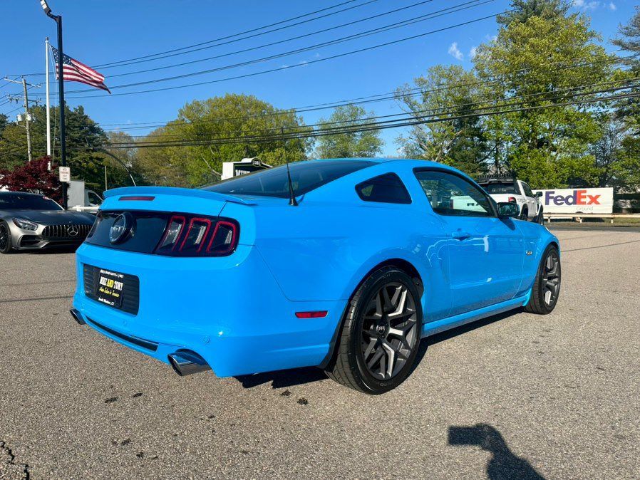 Used 2013 Ford Mustang GT Premium w/ Security Pkg RWD image 6