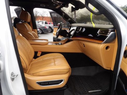 Used 2022 Jeep Grand Wagoneer Series III w/ Rear Seat Video Group 1 image 38