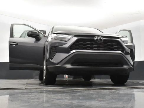 Used 2024 Toyota RAV4 LE image 8
