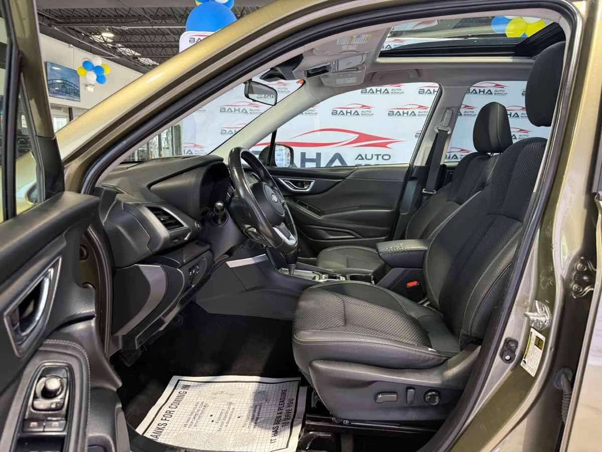 Used 2022 Subaru Forester Premium AWD/4WD image 29