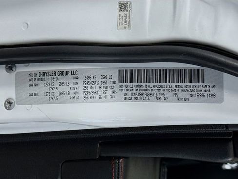 Used 2015 Jeep Cherokee Trailhawk w/ Comfort/Convenience Group image 32