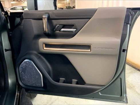 Used 2024 GMC Hummer EV 3X image 22