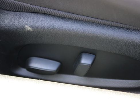 Used 2022 Chevrolet Camaro ZL1 RWD image 16