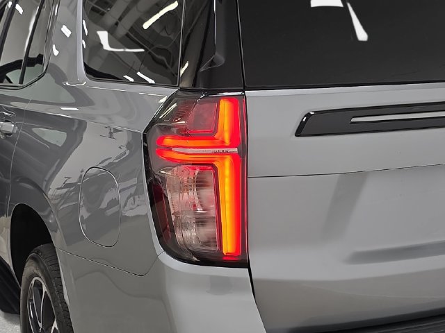 Used 2024 Chevrolet Tahoe RST w/ Luxury Package AWD/4WD image 33