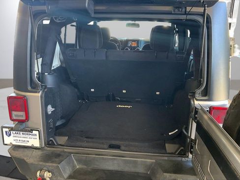 Used 2017 Jeep Wrangler Unlimited Sahara w/ Connectivity Group image 24