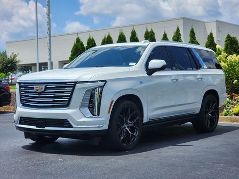 Used 2025 Cadillac Escalade Premium Luxury Platinum AWD/4WD image 6
