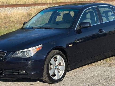Used 2006 BMW 530xi Sedan image 3