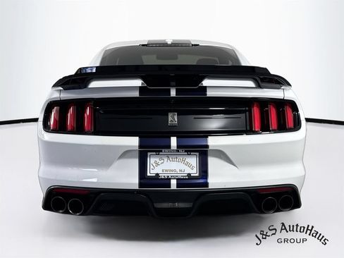 Used 2019 Ford Mustang Shelby GT350 w/ Technology Package RWD image 6