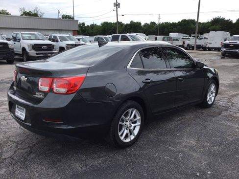 Used 2015 Chevrolet Malibu LT w/ Power Convenience Package FWD image 6