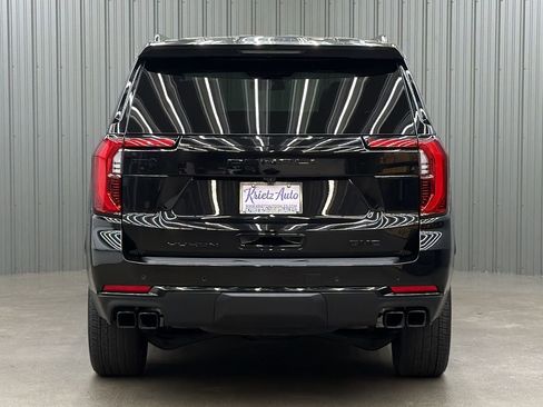 Used 2026 GMC Yukon Denali w/ Sun & Power Step Package AWD/4WD image 4