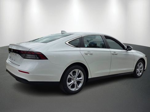 New 2026 Honda Accord LX image 6
