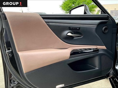 Certified 2024 Lexus ES 350 w/ Premium Package FWD image 19